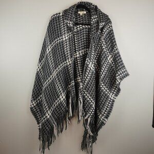 Simply Noelle Black and‎ White Knitted Hooded Wrap One Size Fits All